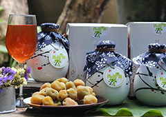 醉開心散酒加盟紅高粱：東北高粱酒散酒批發(fā)多少錢一斤？醉開心高粱白酒代理