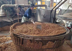 散白酒加盟哪家好？推薦醉開心散裝酒代理廠家！