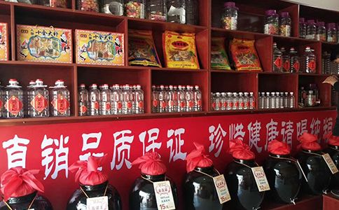 賣散酒一年能掙多少錢？散酒廠家批發(fā)價(jià)格